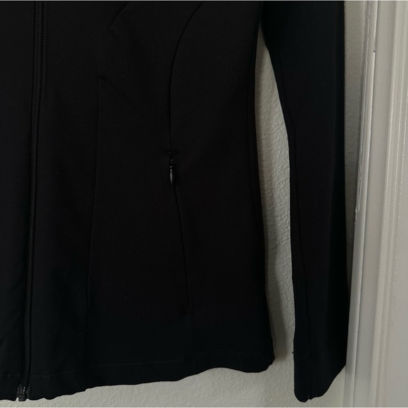 Gymshark Training Jacket - Picture 4 of 6